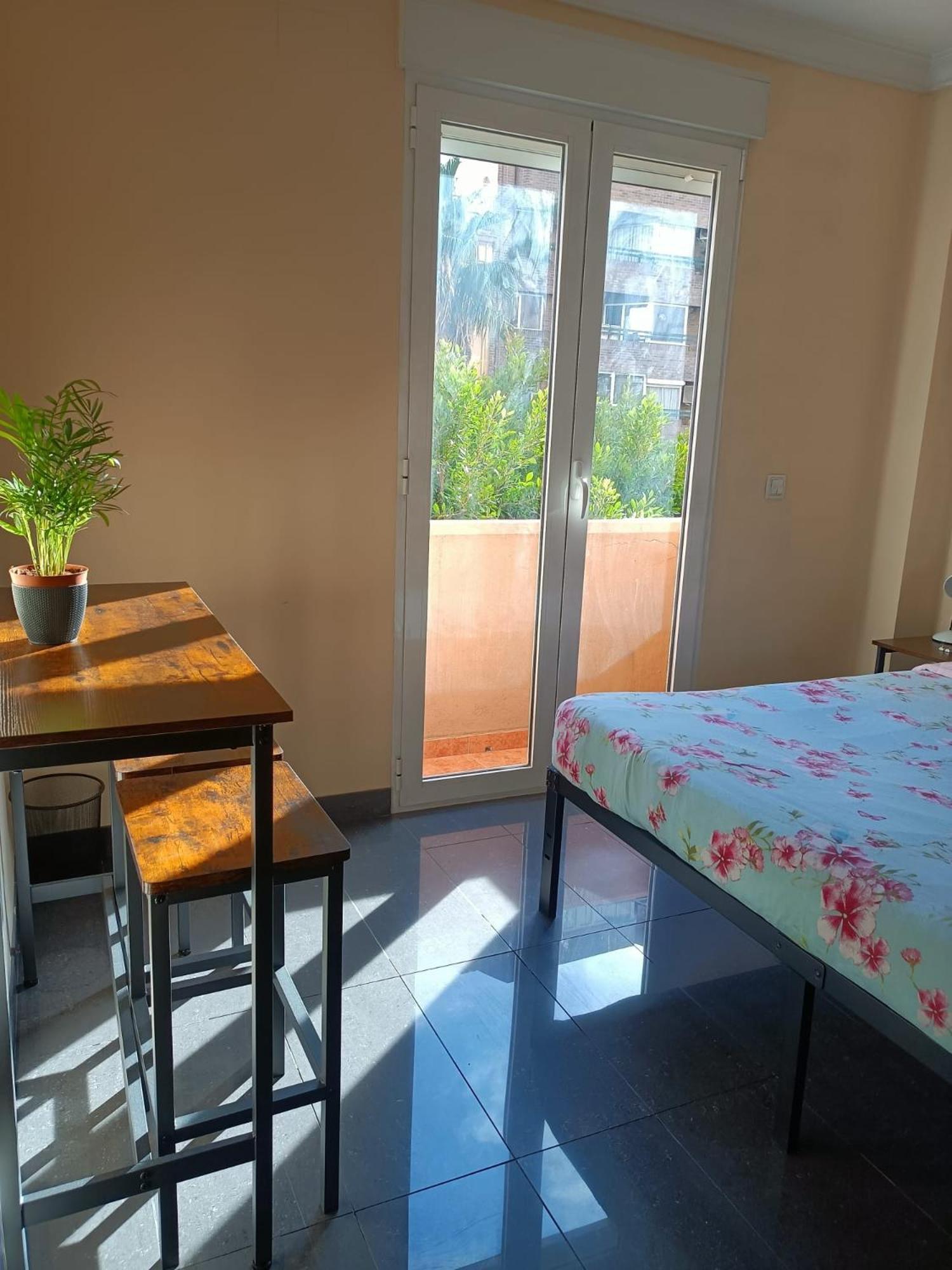 Habitación Céntrica en Casa de Familia Valenza Esterno foto